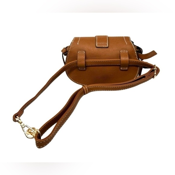 Rachel Zoe Edessi Crossbody belt bag - Picture 8 of 15